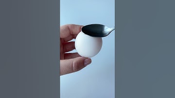Secret hack to PEELING eggs perfectly every time (farm eggs as well) 😱#kitchenhacks #shorts