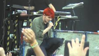 My Chemical Romance (LIVE at PORTUGAL OPTIMUS ALIVE) - Famous Last Words.MPG