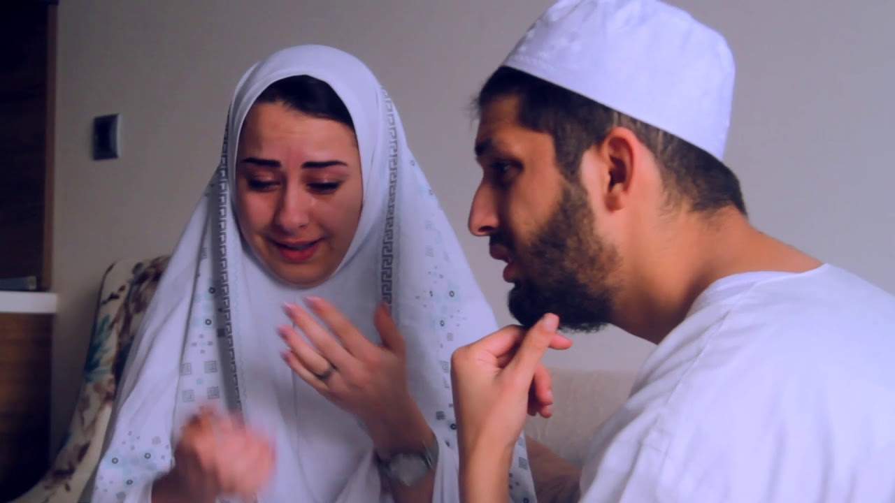 جار يعصي ربو ويضرب اولاده وزوجته ماذا فعل معه الجار الثاني ؟؟