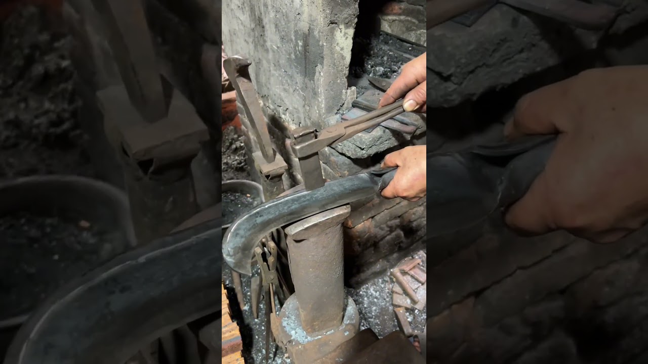 Designing a Grass-Cutting Knife Using Only Hammer and Chisel 