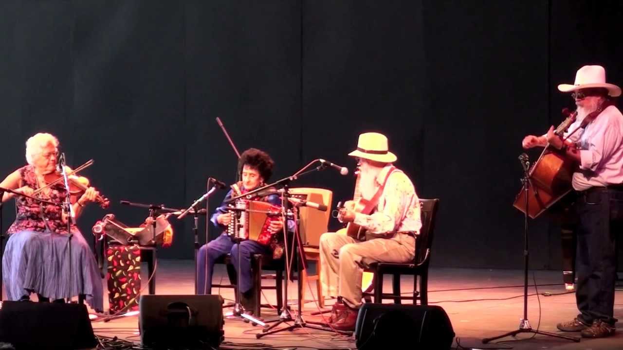 FIDDLE TUNES 2012 "Valsa de Jose y Raphaelita" Antonia Apodaca