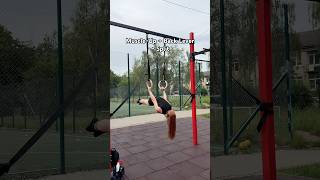 Muscle-Up → Back Lever → Split