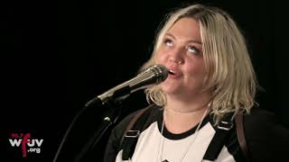 Elle King - &quot;Naturally Pretty Girls&quot; (Live at WFUV)