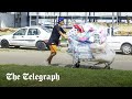 Hurricane Otis in Acapulco: &#39;Desperate&#39; people loot warehouses in flooded Mexican city