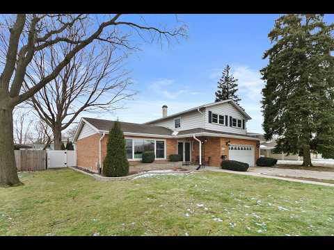 9212 South Komensky Avenue, Oak Lawn, IL home video tour