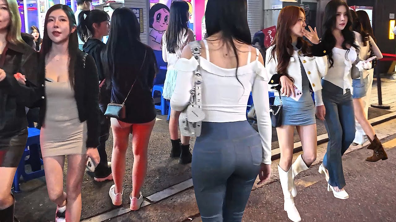 [4K 가을 패션쇼가 열린 압구정 거리] 가을 패션은 압구정 거리가 가장 멋지고 럭셔리하네요^^#압구정#서울#한국