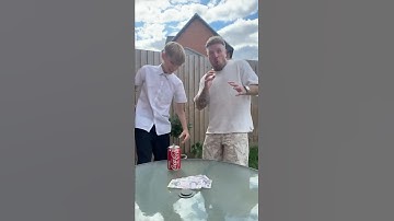 This kid shows the craziest way to open a can of drink 🤯