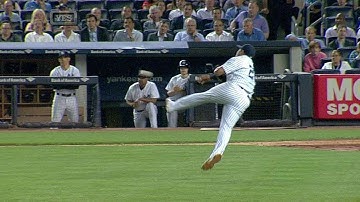 OAK@NYY: Solarte fields and fires to first