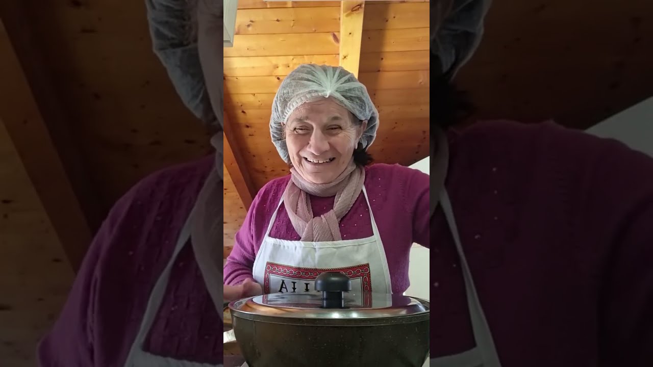 Spaghetti con crema di zucchine e gorgonzola con mascarpone!