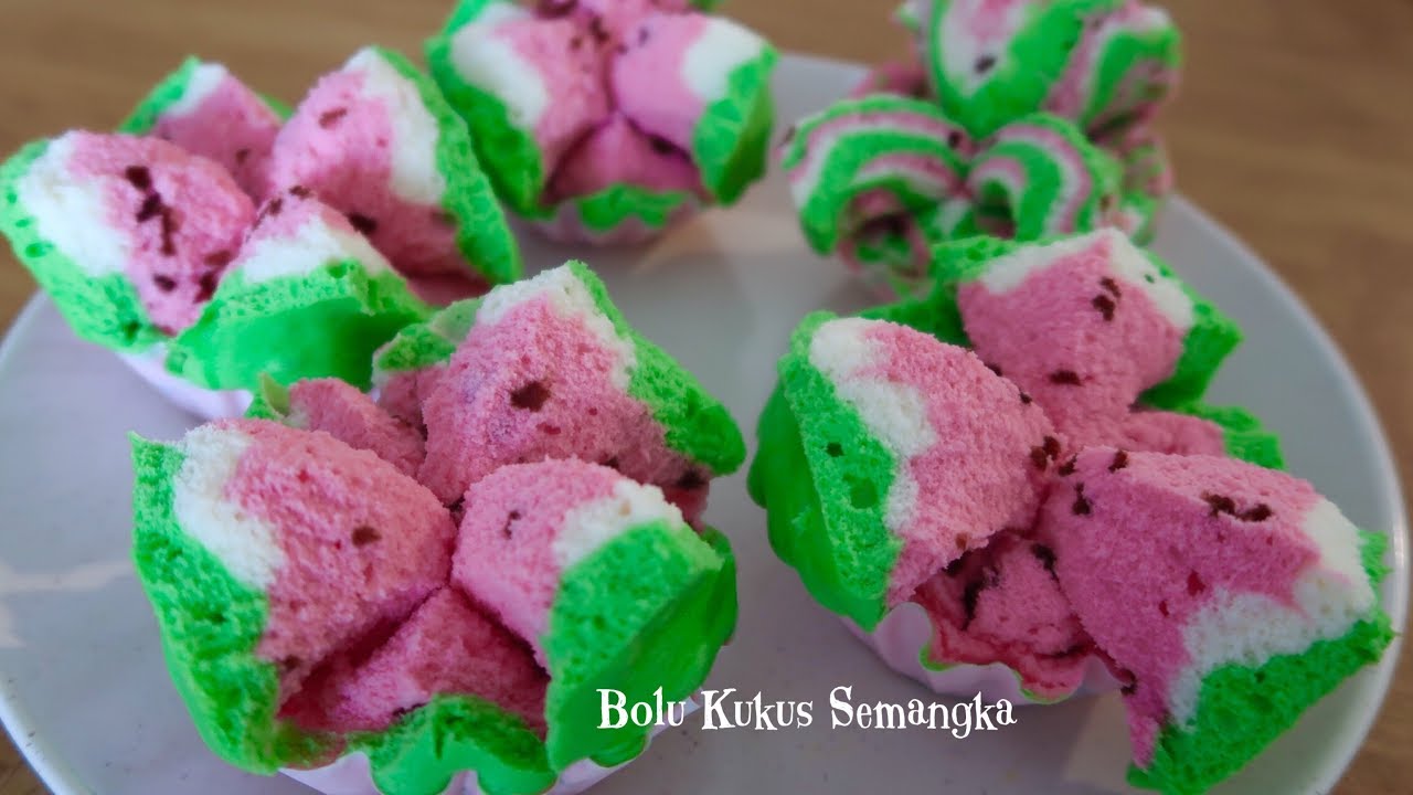 Featured image of post Resep Bolu Kukus Mekar Sprite : Bukan cuma untuk aroma, pandan juga memberikan warna hijau yang cantik untuk olahan kue bolu.