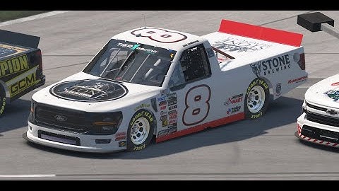 Trucks (C Fixed) @ Kentucky Speedway - IRacing