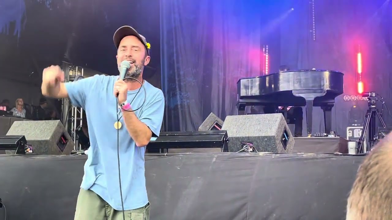 Beans on Toast, World Gone Crazy, Fairport’s Cropredy Convention, 2023