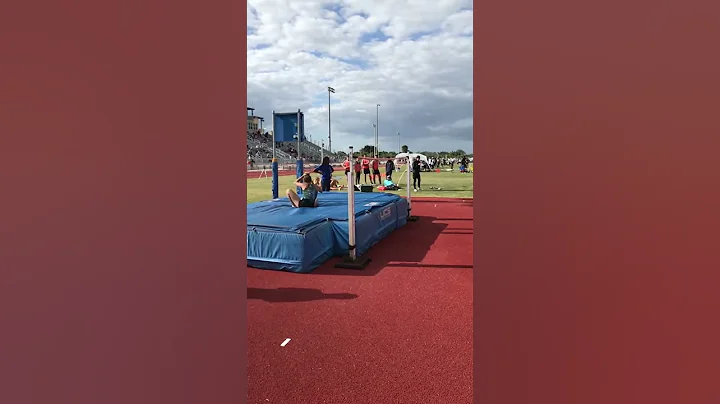 Rebecca Weir '22 Breaks Seacrest High Jump Record