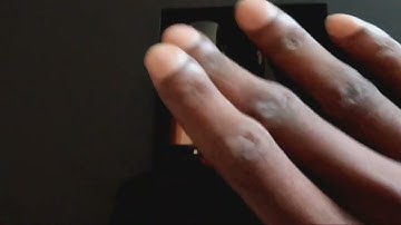 How to properly install batteries into the Numark pt01 scratch turntable