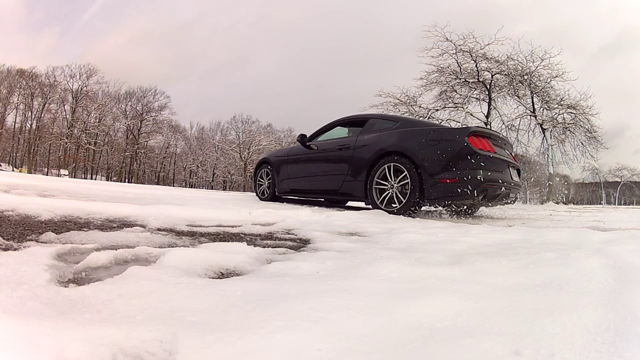 2017 Ford Mustang in the Snow - YouTube
