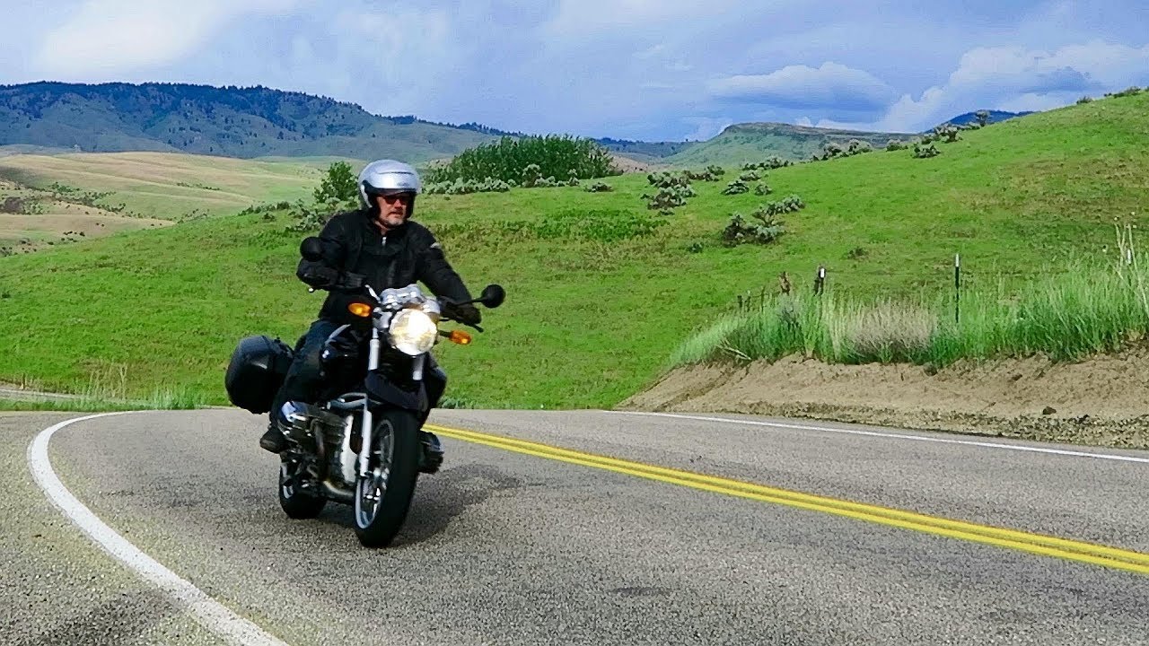 Riding Hidden Backroads near Boise, Idaho on BMW R1150R