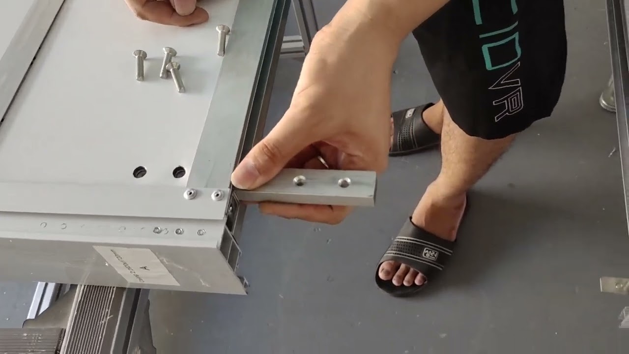 Dynamic Light Box Support rod docking