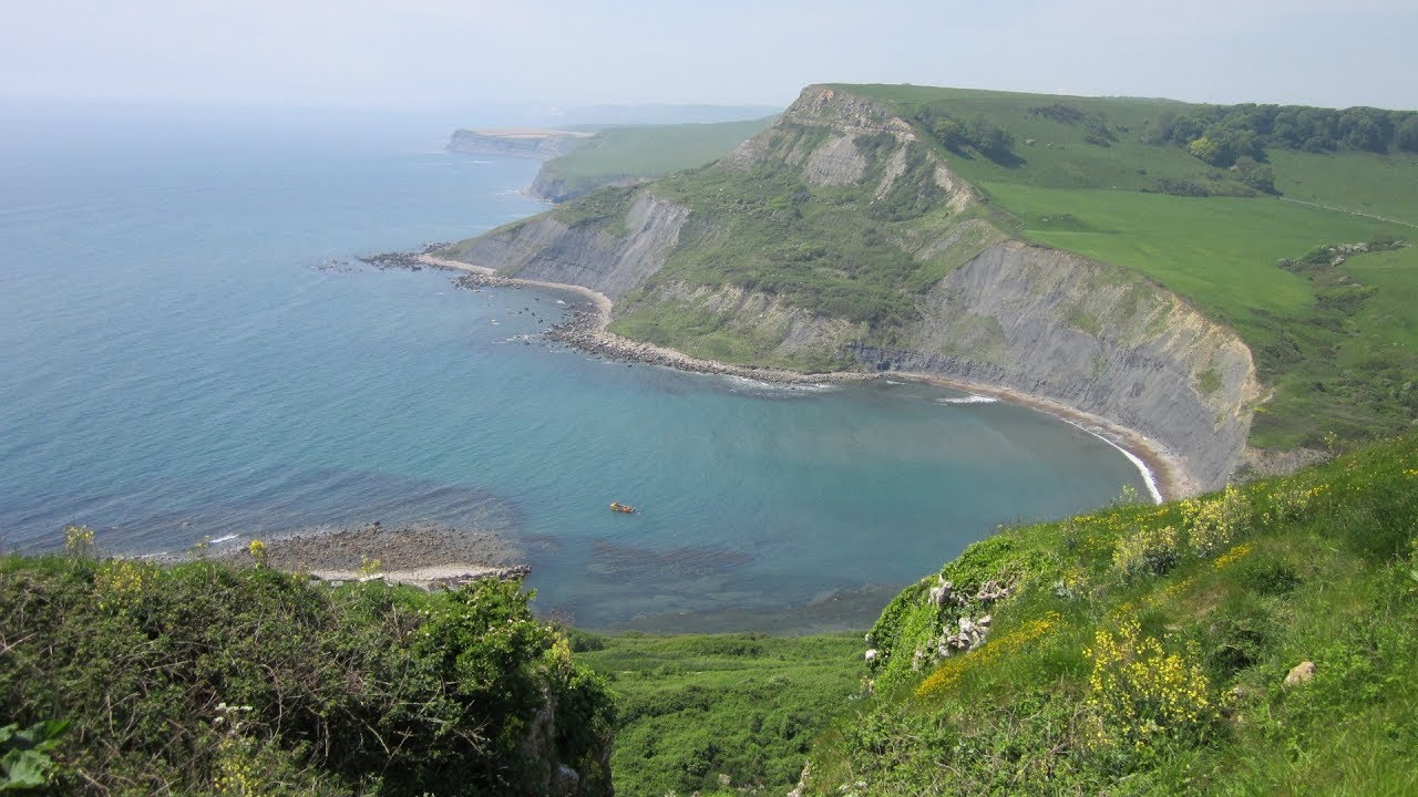 St Alban's Head Coastal Walk Scenery - Dorset Walks - Tour England ...