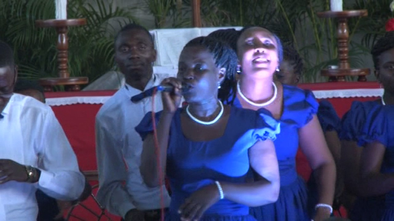 Kijitonyama Youth Choir Kyc Feat Christina Shusho Liko Lango Youtube Beatrice mhone liko lango official video africha entertainment, 20/04/2015. kijitonyama youth choir kyc feat christina shusho liko lango