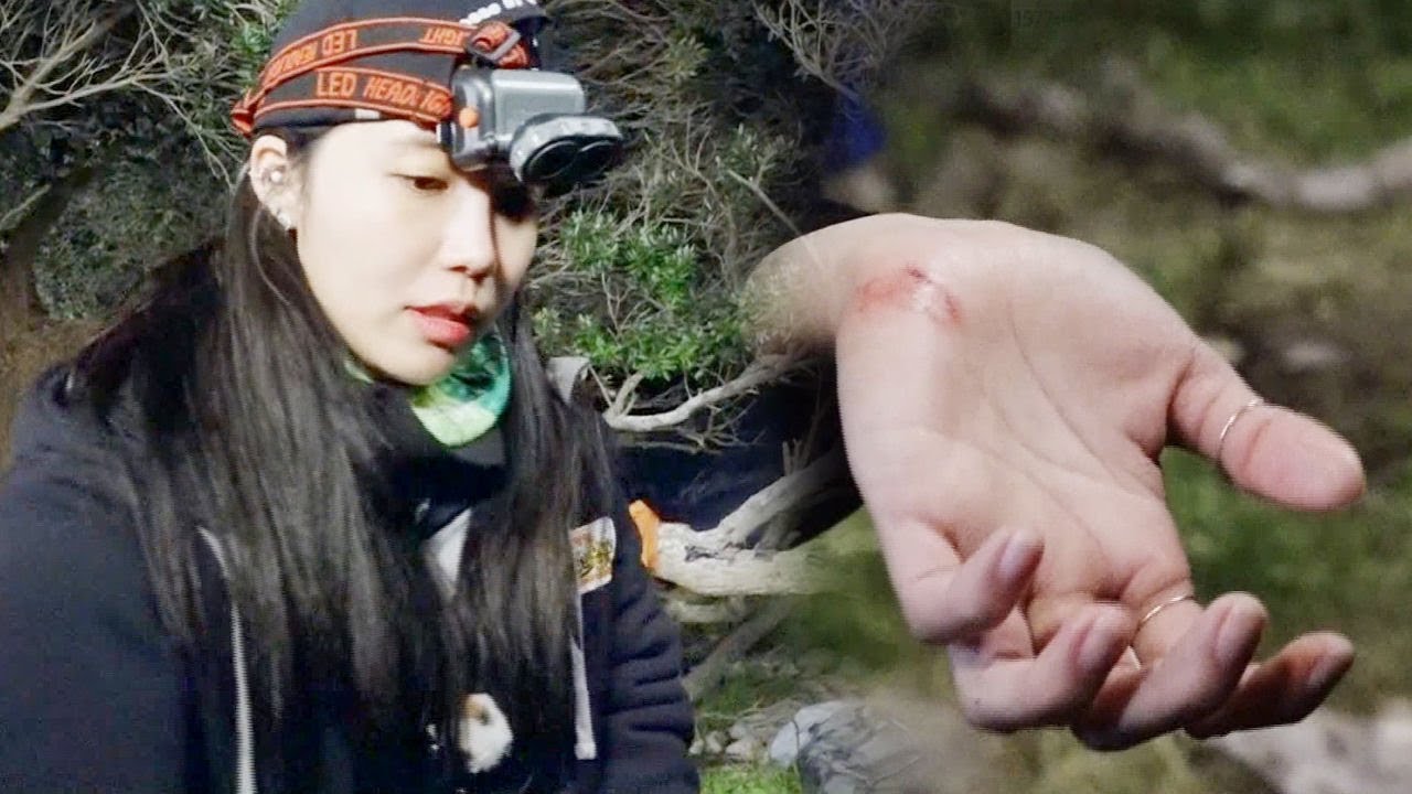 정은지, 상처 치료하다 약에 쓰라림에 ‘파워풀 추임새’ @김병만의 정글의 법칙 268회 20170609