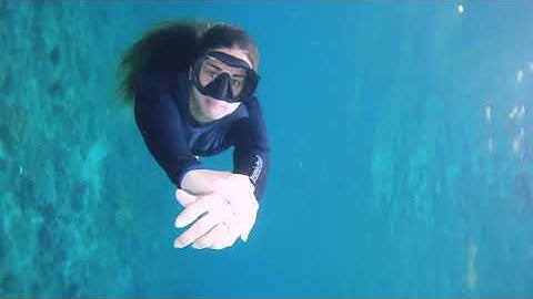 QYSEA FIFISH V6 Underwater Drone ROV Omnidirectional Movement 4K UHD Camera