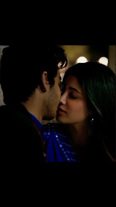 kissing seen ,🙈 😘 | Dhadak | love #zee5 #bollywood #viralshorts#dhadak