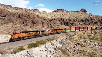 HOT BNSF Action in Kingman Canyon