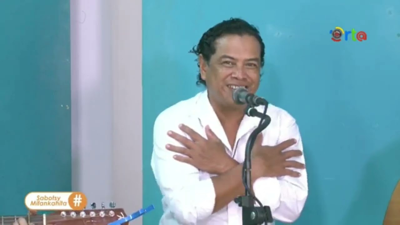 ATOLOTRO HO ANAO - KIAKA