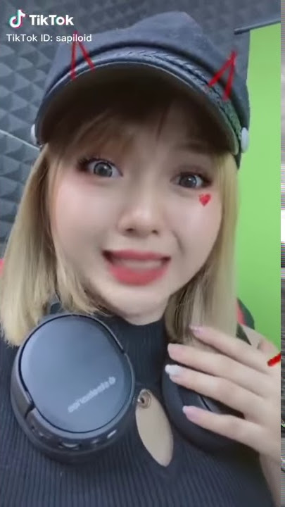 SARAH VILOID TIKTOK
