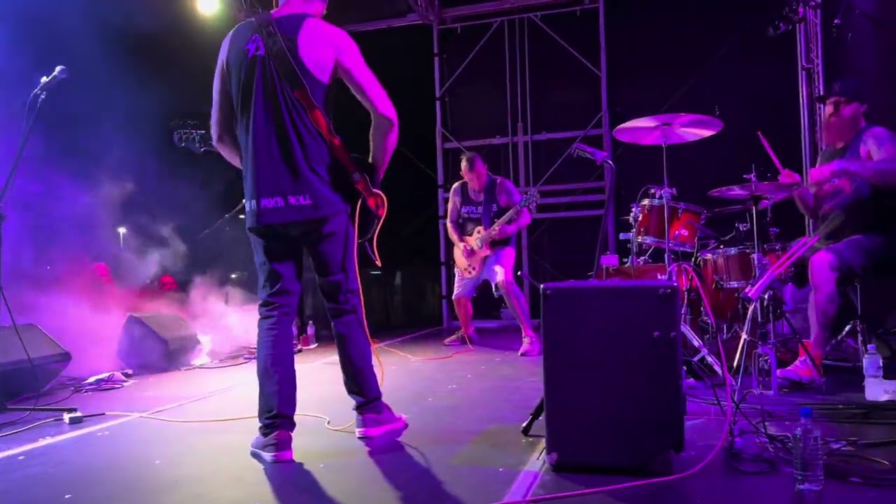 Applebite the beggars on acid : System Slave live @ Kalbarri open air 2025