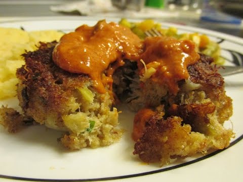 Cajun Blue Crab Cakes with a Smoky Rémoulade Sauce
