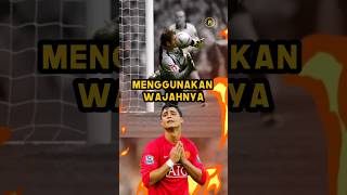 TOTALITAS🔥5 Penyelamatan Kiper Tanpa Menggunakan Tangan🤯 screenshot 5