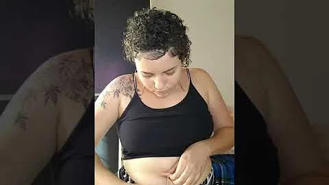 Como colocar piercing no umbigo sozinha em casa?