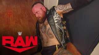 The O.C. attack Aleister Black: Raw, Feb. 24, 2020 Resimi