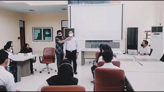 Pembekalan kepada alumni kejuruan menjahit sepatu sebelum test di PT. Adis Dimension Footwear.