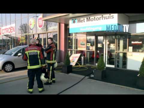 Video: Van Motorhuis Tot Sitkamer: Die Nuwe Universiteitskampus In Osnabrück