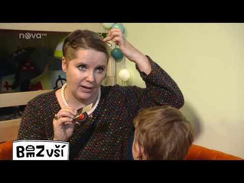 Video: Jak použít hřeben na vši na suché vlasy: 12 kroků (s obrázky)
