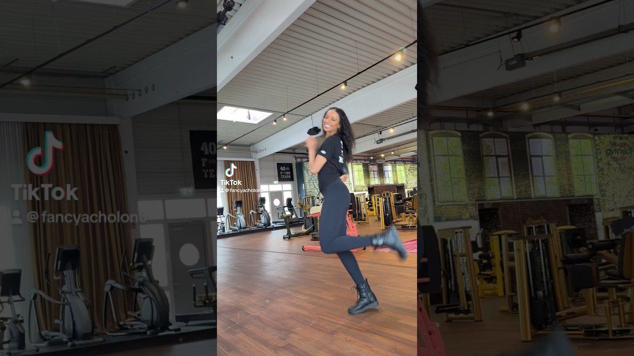 How I blush when you guys give me compliments 🥰 thank you 😊 