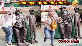 Cowboy prank || this one is different 👍..the best of the best || prank patung hidup