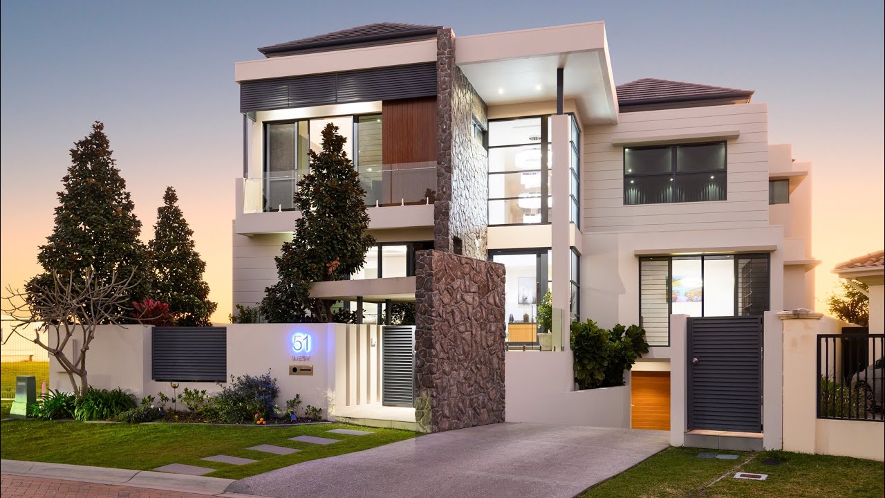 51 Knightsbridge Parade West, SOVEREIGN ISLANDS | Gold Coast Real Estate