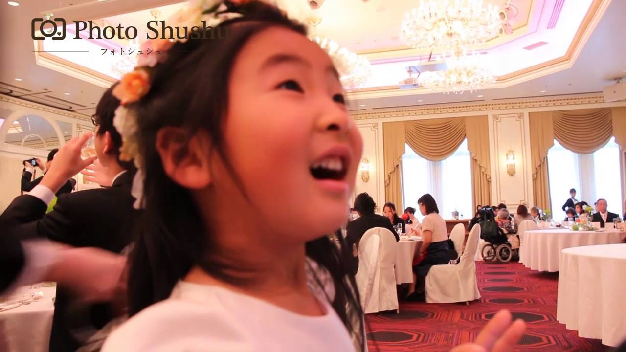 スマホで フォトシュシュ 料金や利用の流れもご紹介 イマドキ結婚準備 披露宴演出は スマホやネットが大活躍 今どきウェディングの最新情報と