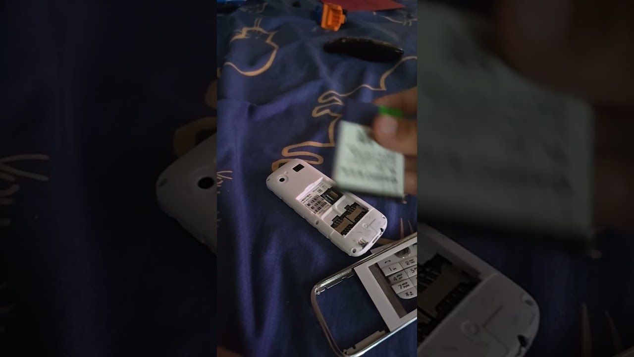 обзор телефона бомжфон 