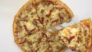 Sweet Chillie Chicken Pizza 🍕/ Food We Eat/ by Mukovhe Makhwedzha 429 views 2 years ago 6 minutes, 16 seconds