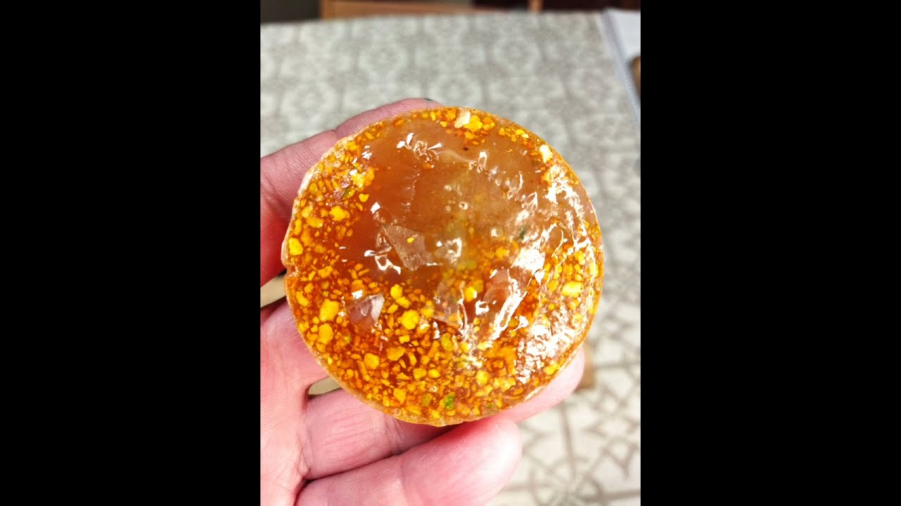 PREPARO le saponette trasparenti con la BASE DI SAPONE MELT & POUR fatta in casa.