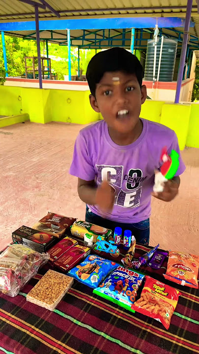 அண்ணாச்சி இந்த lays எவ்வளவு 🥱🫣😂😂🤣#comedy #like #funny #viral#subscribe #youtubeshorts