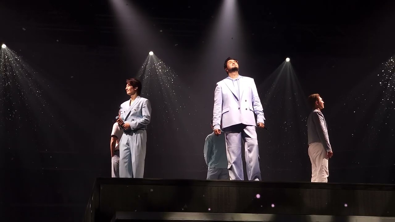 god 눈이내린다 | 20251207 iconic box