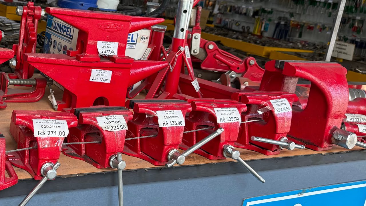 Ferramenta por kg Na Martins Peres na Rua Piratininga no Brás 🇧🇷