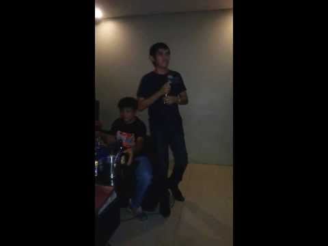 Max Surban Pamilya Ukay Ukay