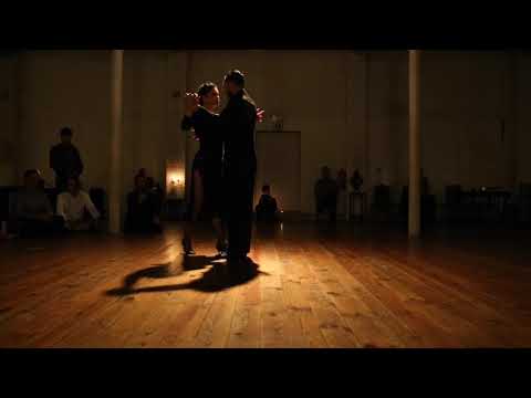 Clara Silveira y David Samaniego - Bahia Blanca