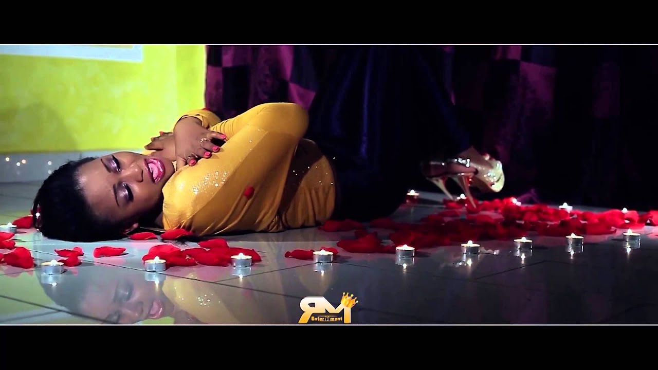 MURIEL BLANCHE reste là!